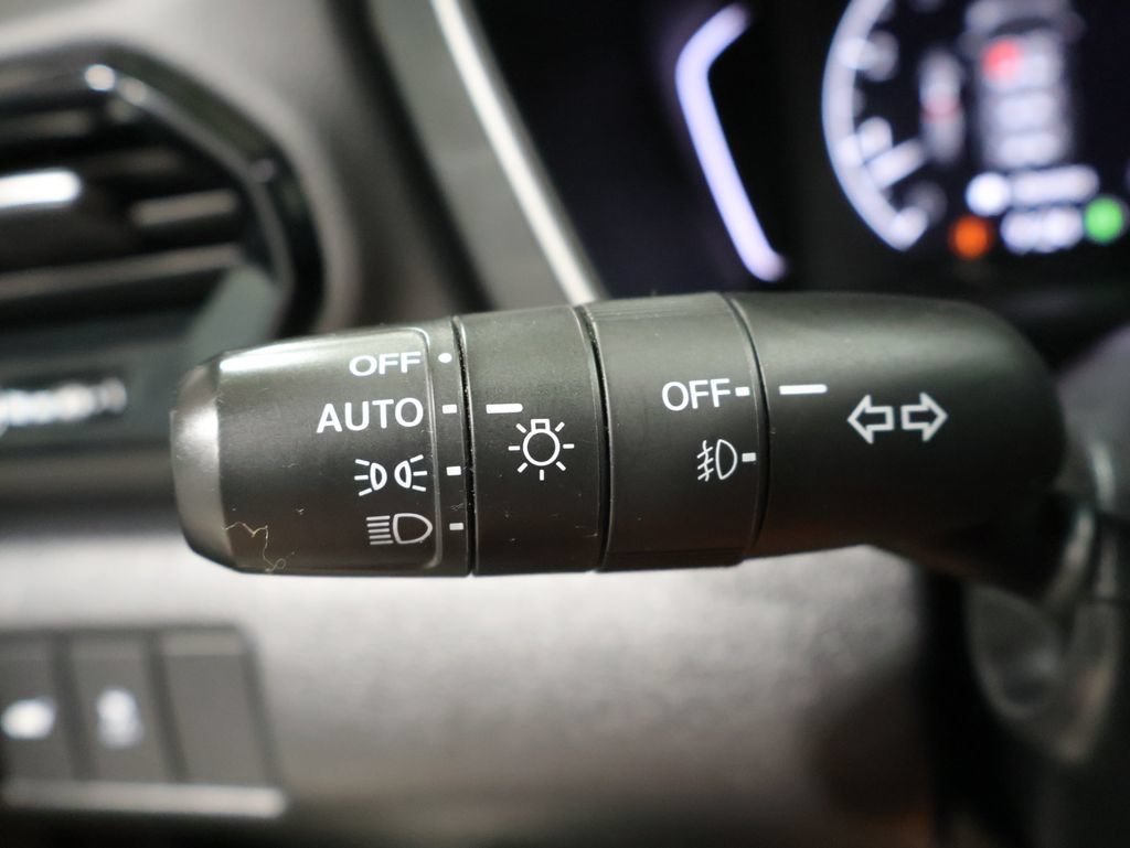 Used 2023 Honda Pilot Touring image 39