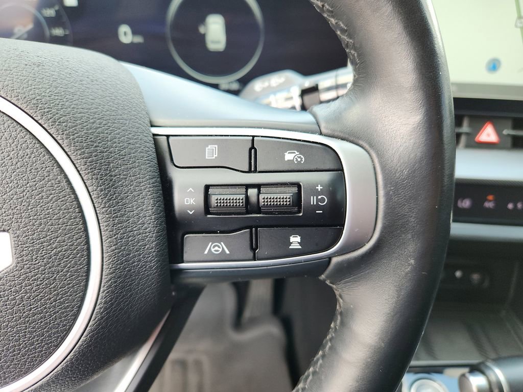 Used 2023 Kia Sportage SX image 29