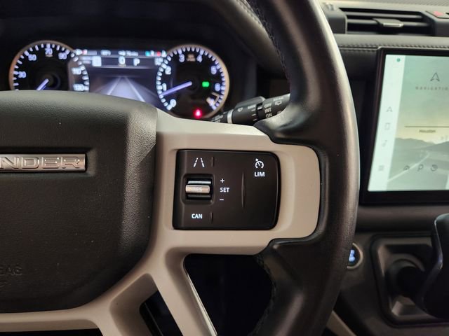 Used 2023 Land Rover Defender 130 SE image 28