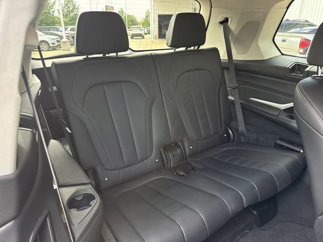 Used 2020 BMW X7 xDrive40i w/ Premium Package AWD/4WD image 35