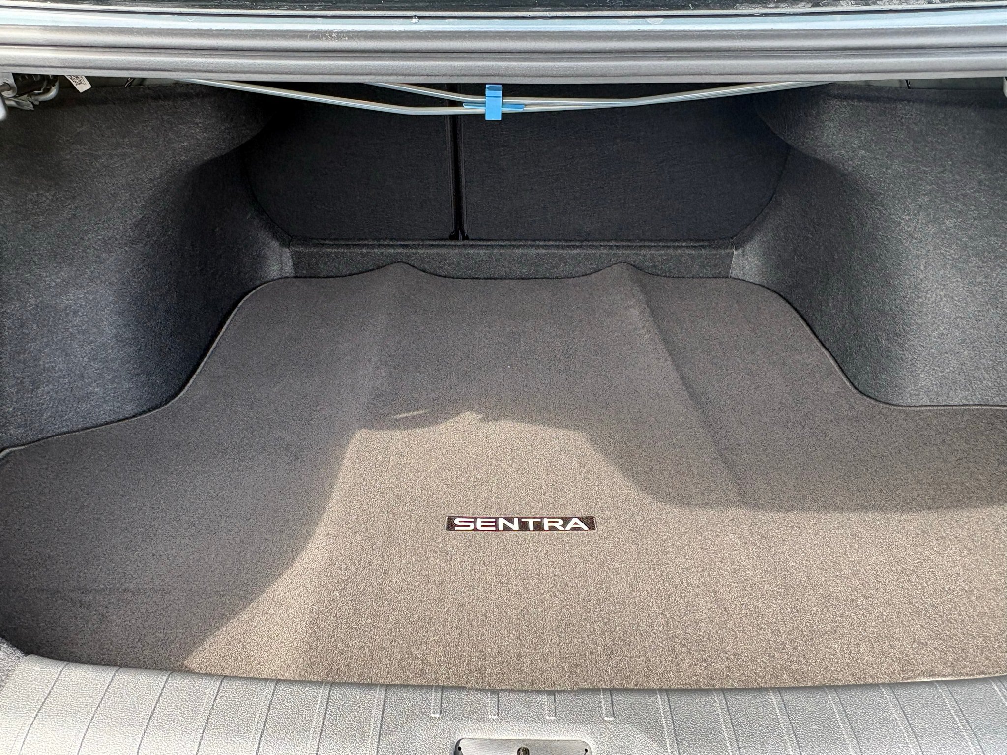 New 2027 Nissan Sentra SV w/ SV Convenience Package FWD image 26