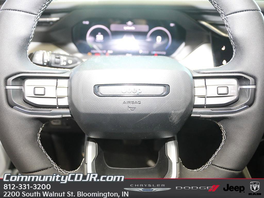 New 2026 Jeep Cherokee Limited image 13