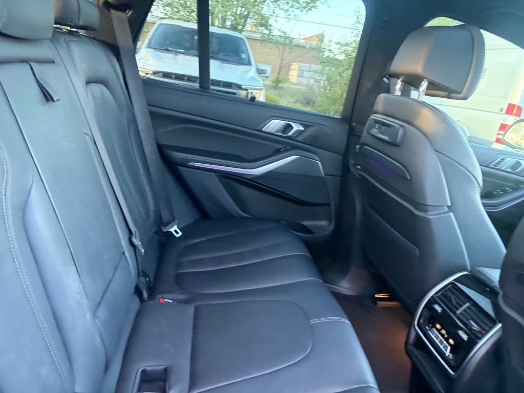 Used 2022 BMW X5 sDrive40i w/ M Sport Package RWD image 16