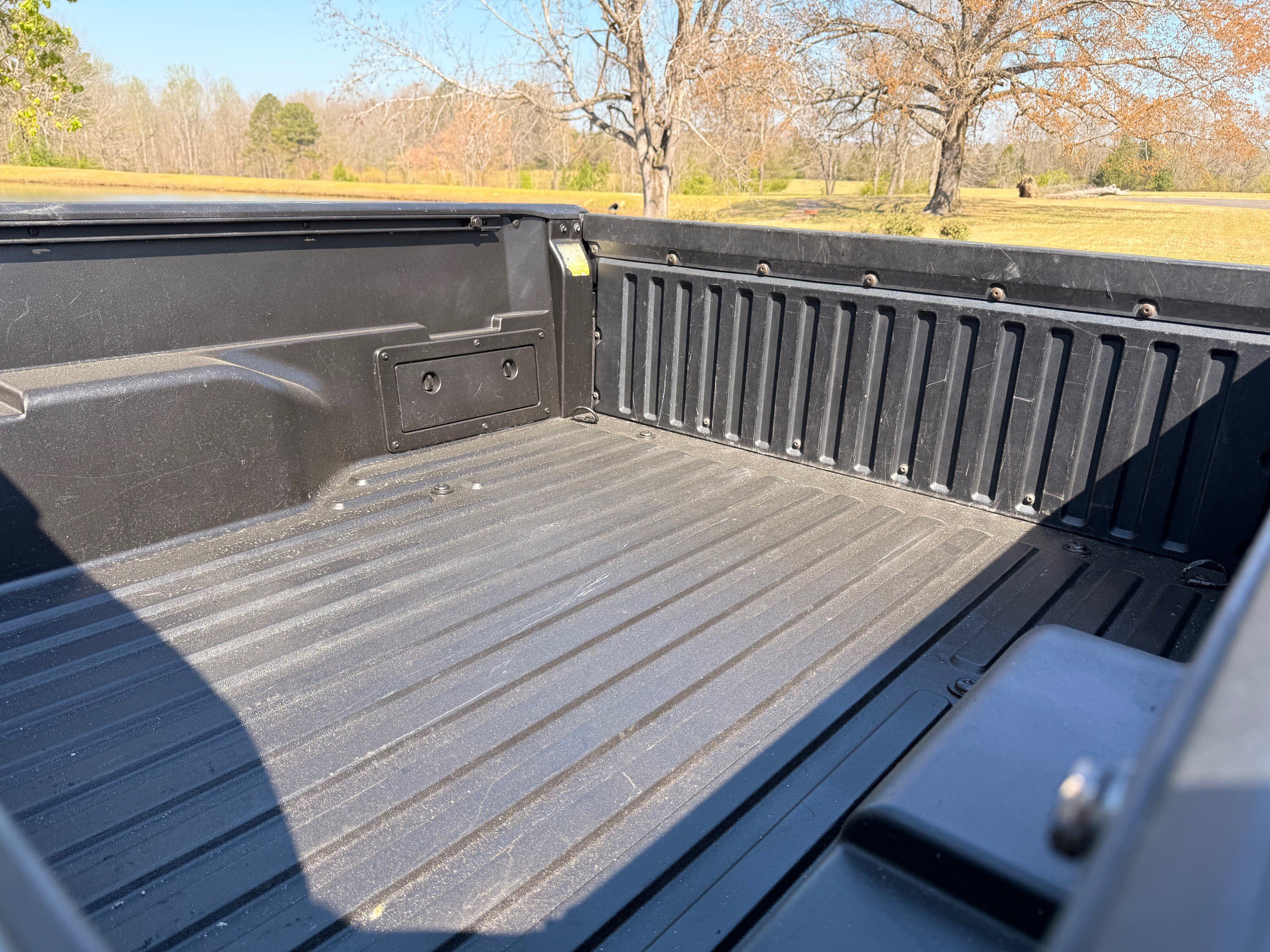 Used 2015 Toyota Tacoma PreRunner w/ SR5 Package RWD image 9