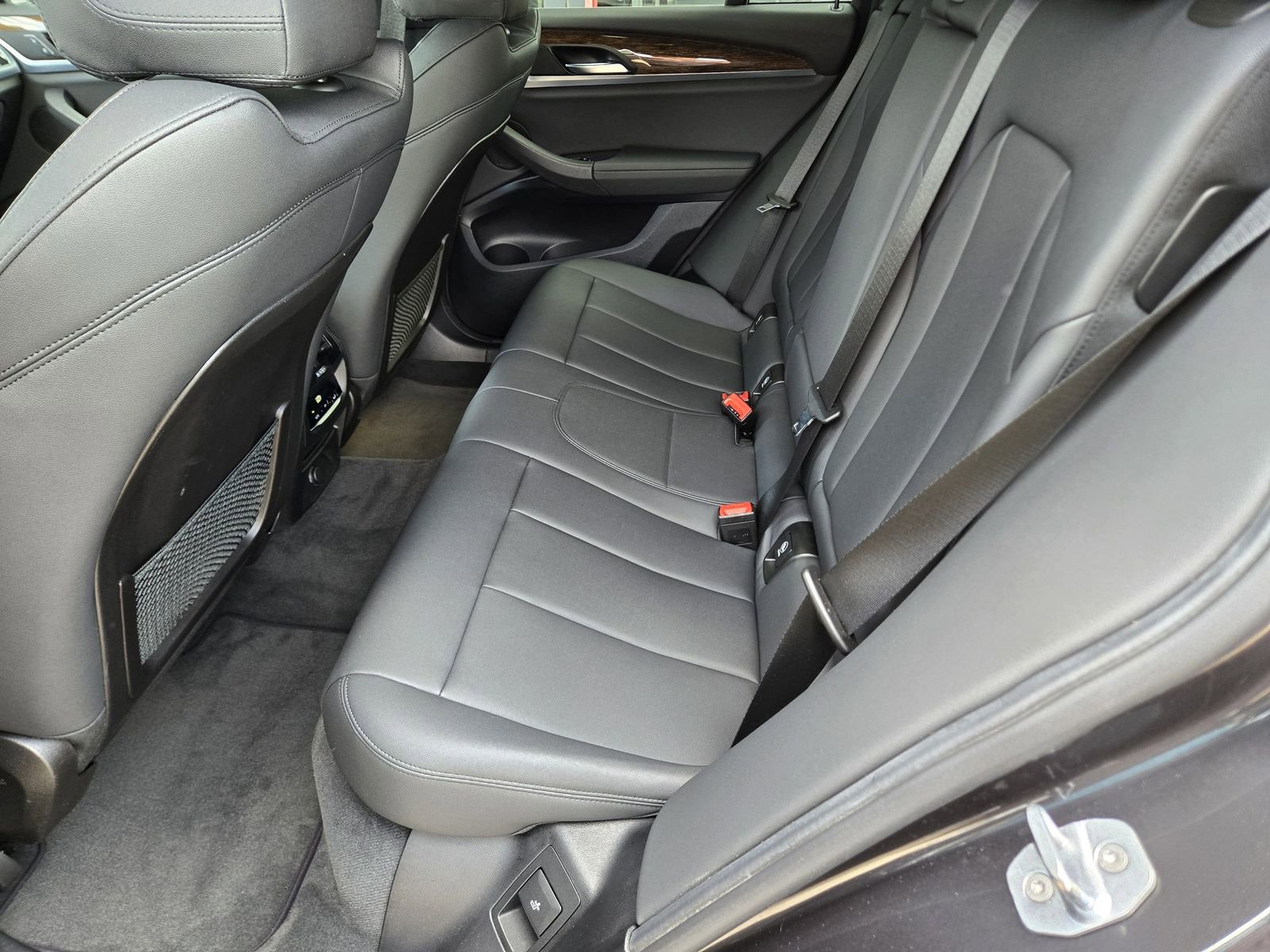 Used 2019 BMW X4 xDrive30i w/ Convenience Package image 18