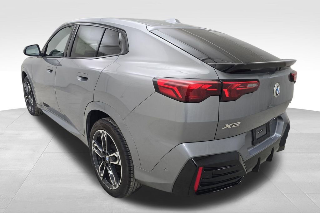 Certified 2025 BMW X2 xDrive28i image 7