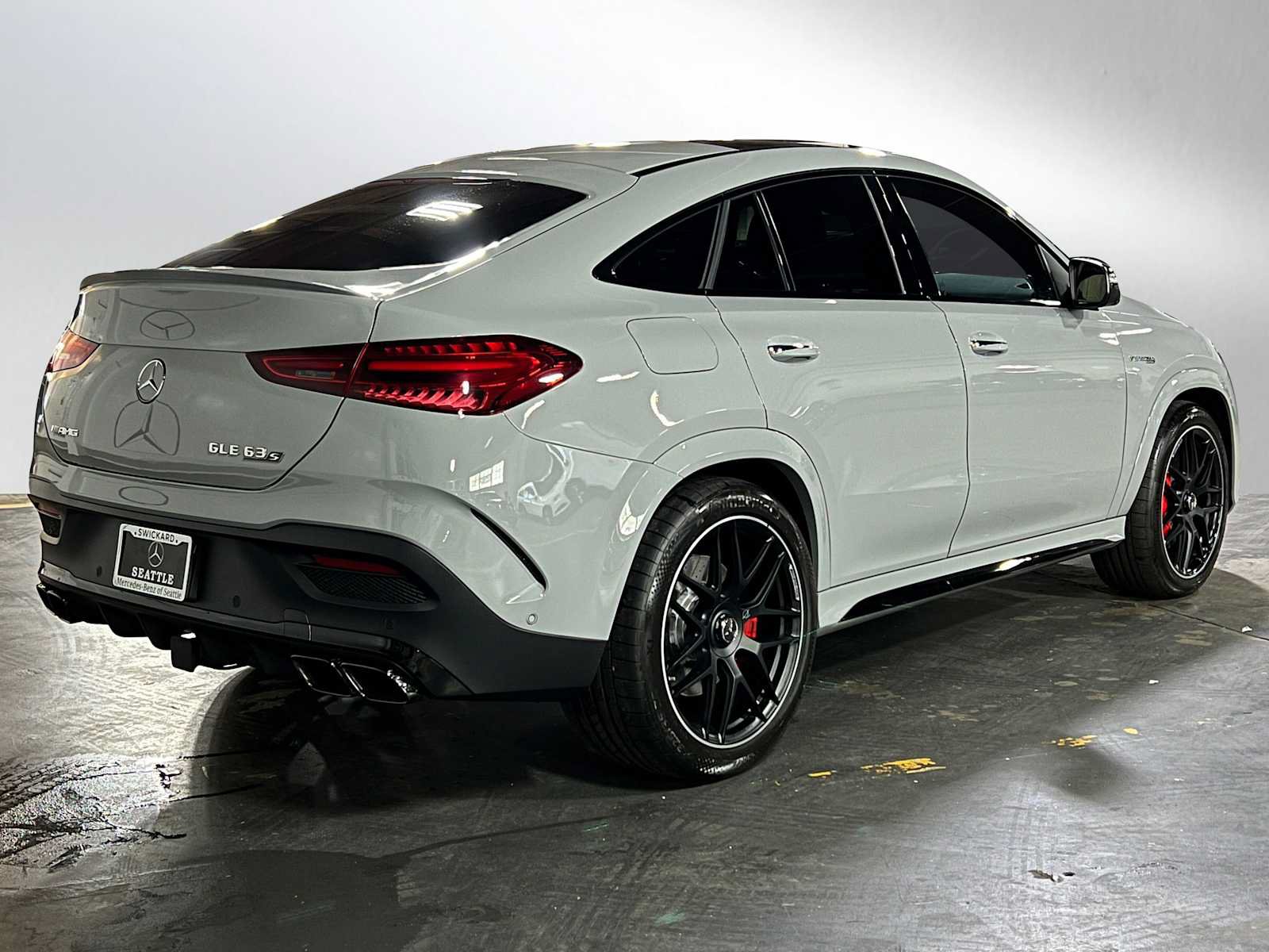 New 2026 Mercedes-Benz GLE 63 AMG S image 3