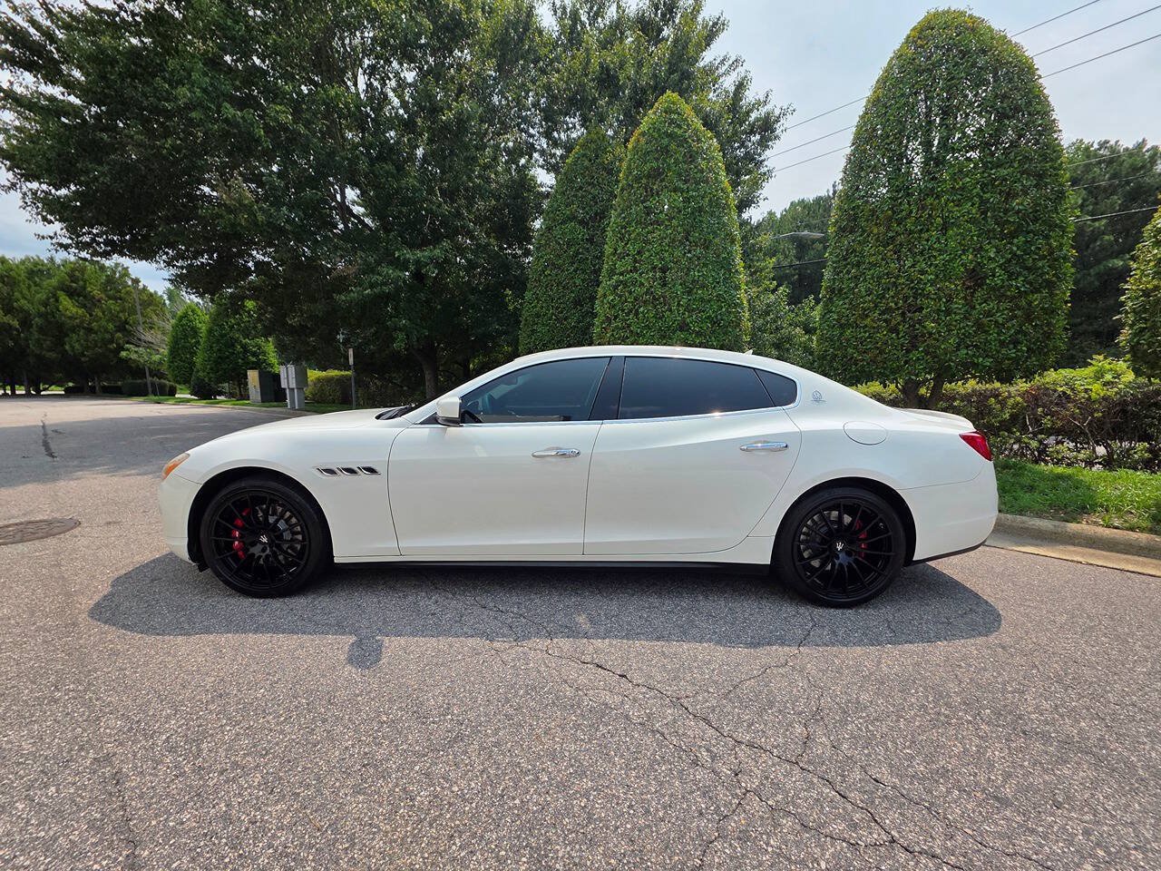 Used 2016 Maserati Quattroporte S Q4 AWD/4WD image 2