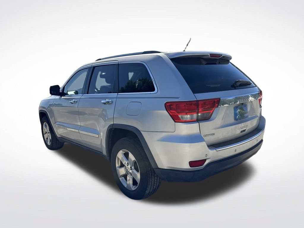 Used 2012 Jeep Grand Cherokee Limited RWD image 6