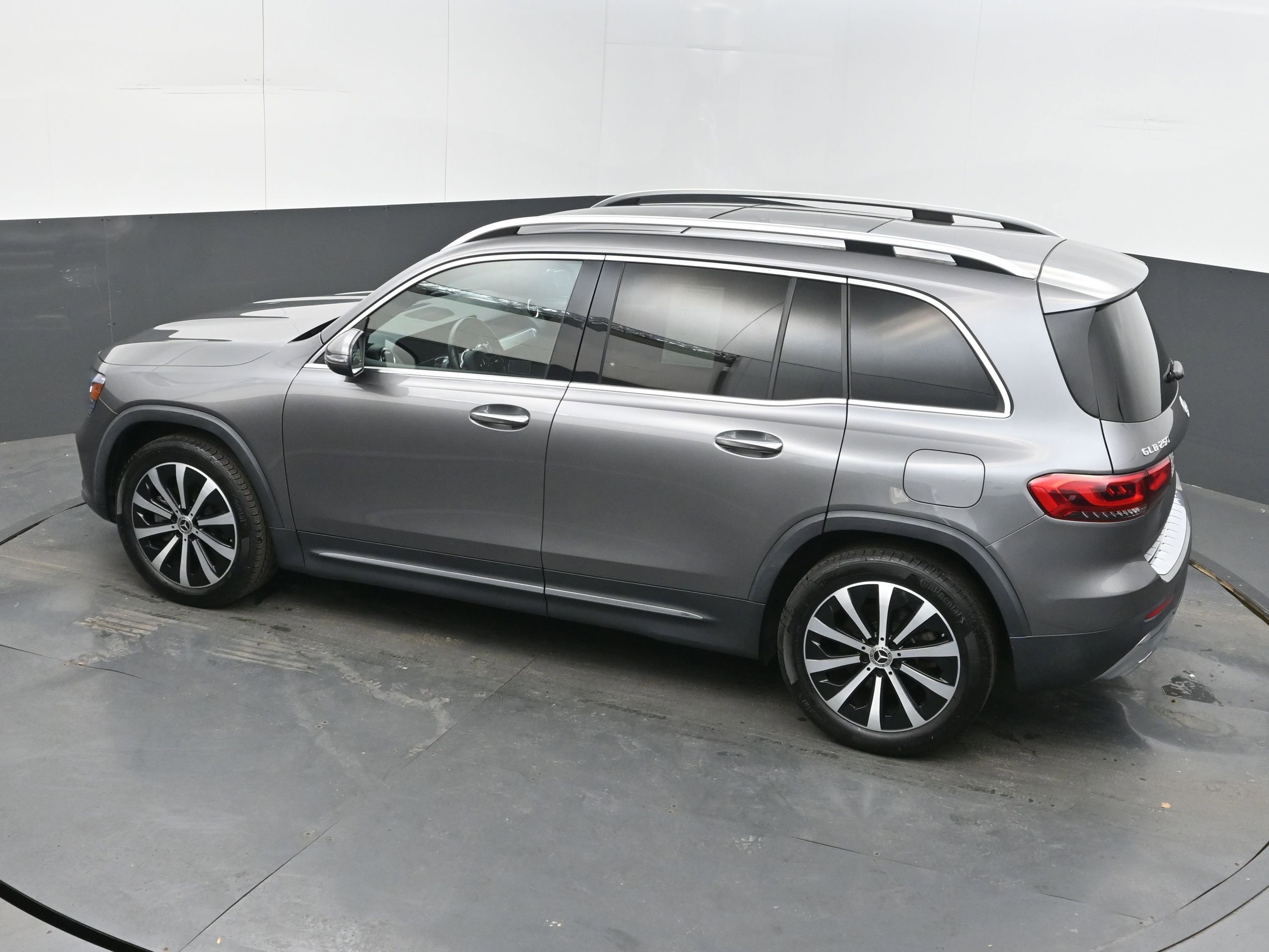 Used 2023 Mercedes-Benz GLB 250 GLB 250 image 34