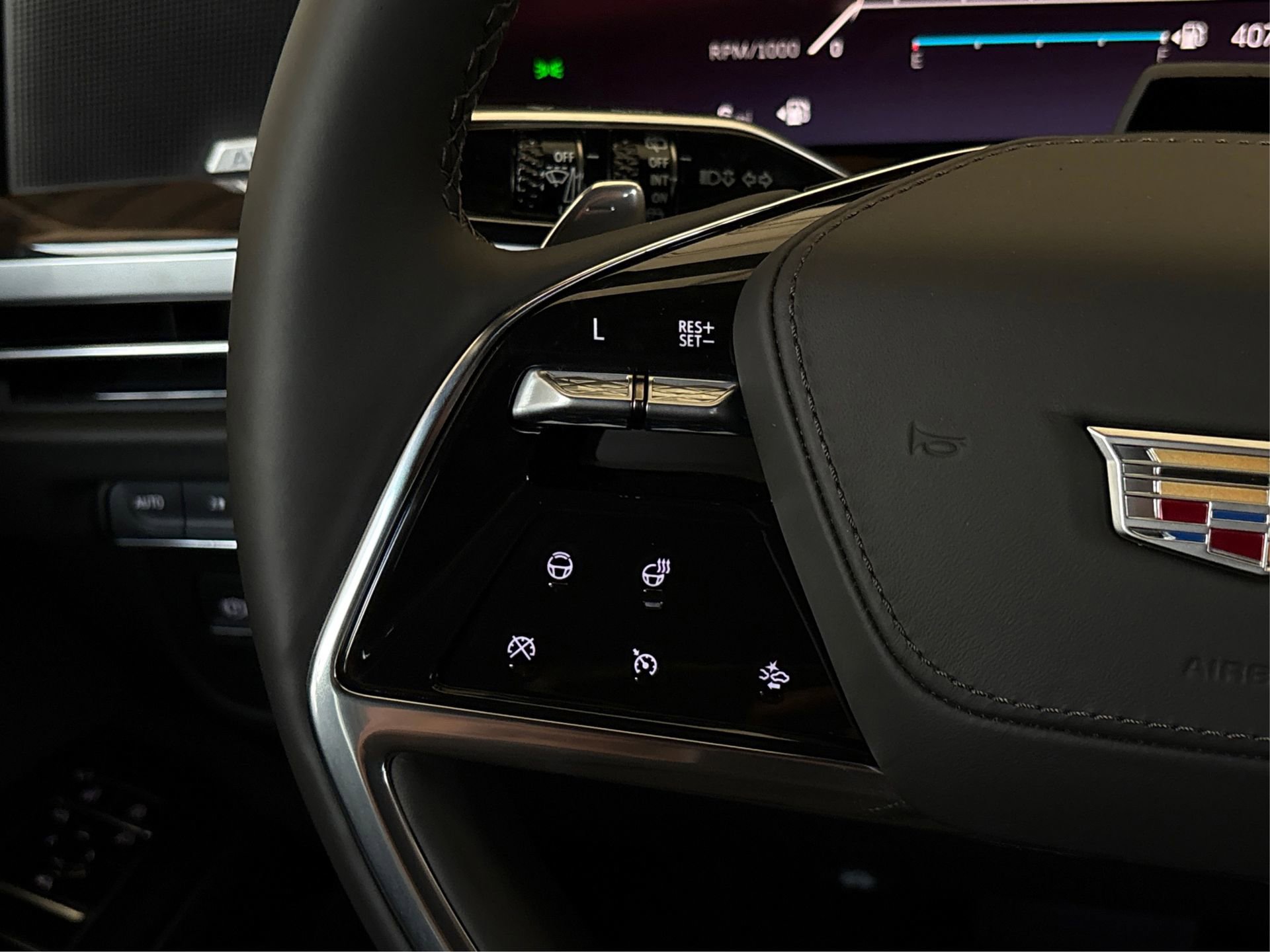 New 2026 Cadillac Escalade ESV Platinum Sport image 28