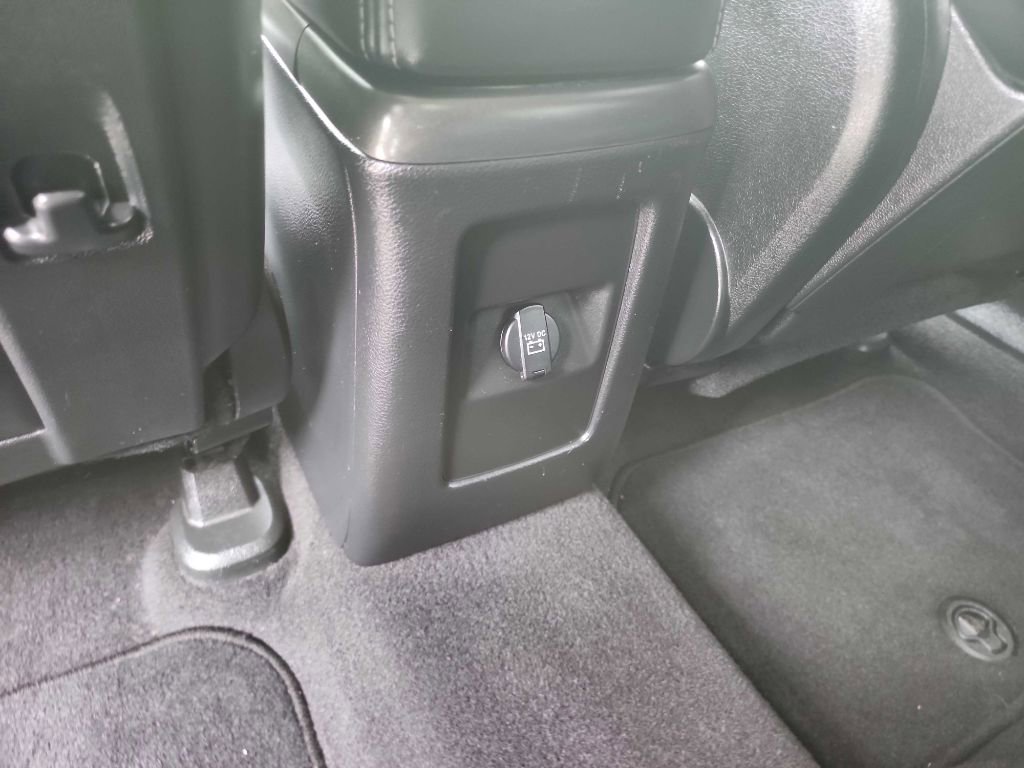 Used 2017 Dodge Journey Crossroad FWD image 30