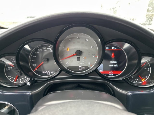 Used 2015 Porsche Panamera 4S Executive image 29