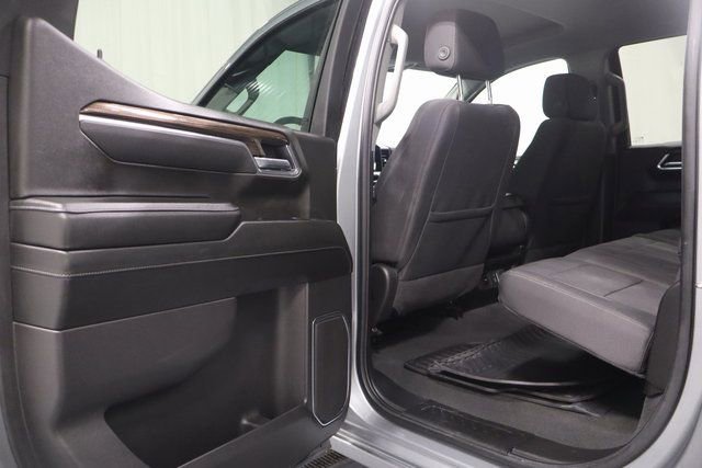 Used 2025 Chevrolet Silverado 1500 LT image 12