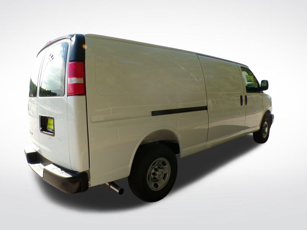New 2026 Chevrolet Express 2500 Extended w/ Driver Convenience Package RWD image 7