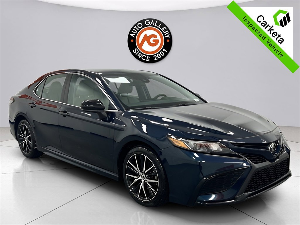 Used 2021 Toyota Camry SE