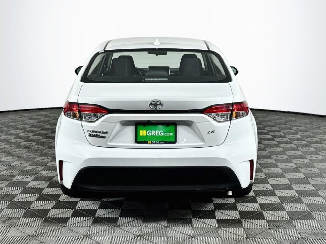 Used 2025 Toyota Corolla LE FWD image 7