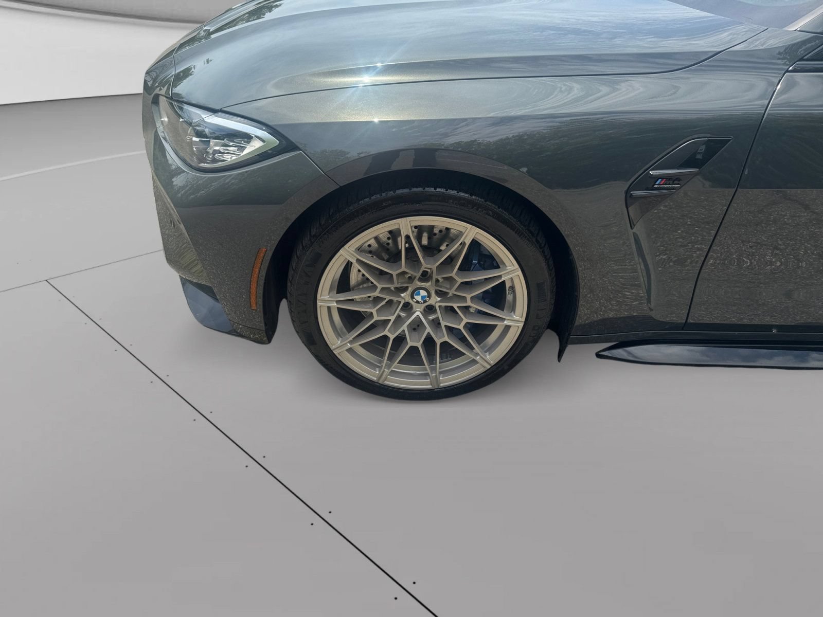 Used 2022 BMW M4 Competition w/ Executive Package RWD image 3