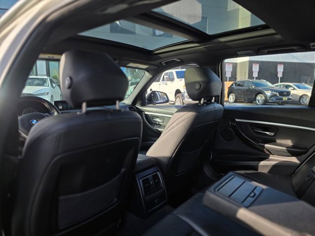 Used 2017 BMW 330i xDrive Wagon image 18