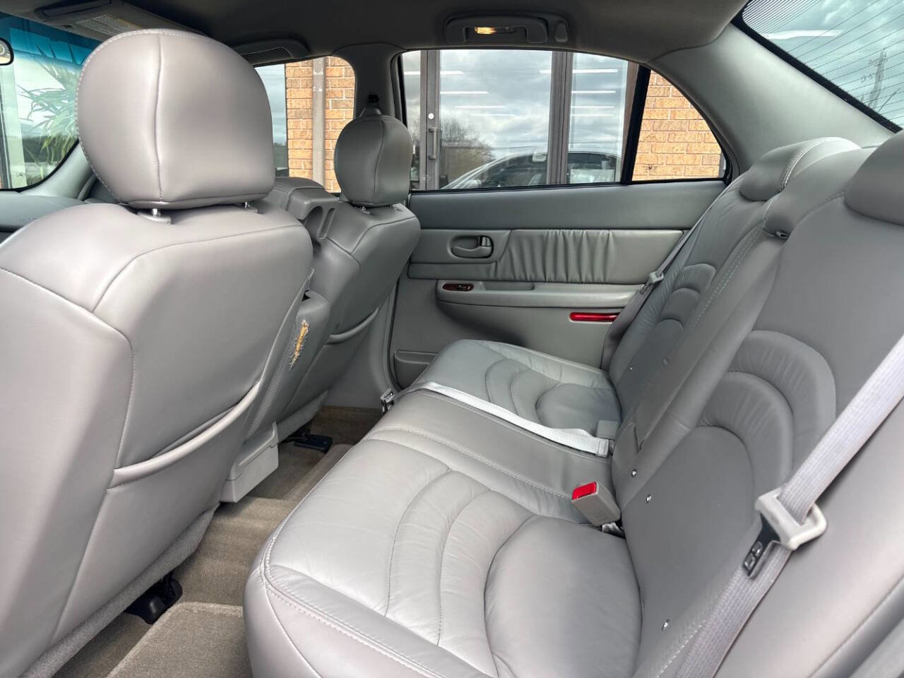 Used 2004 Buick Century Custom image 15