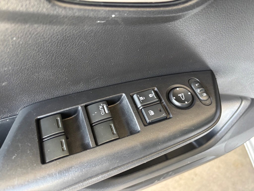 Used 2015 Honda Civic SE image 18