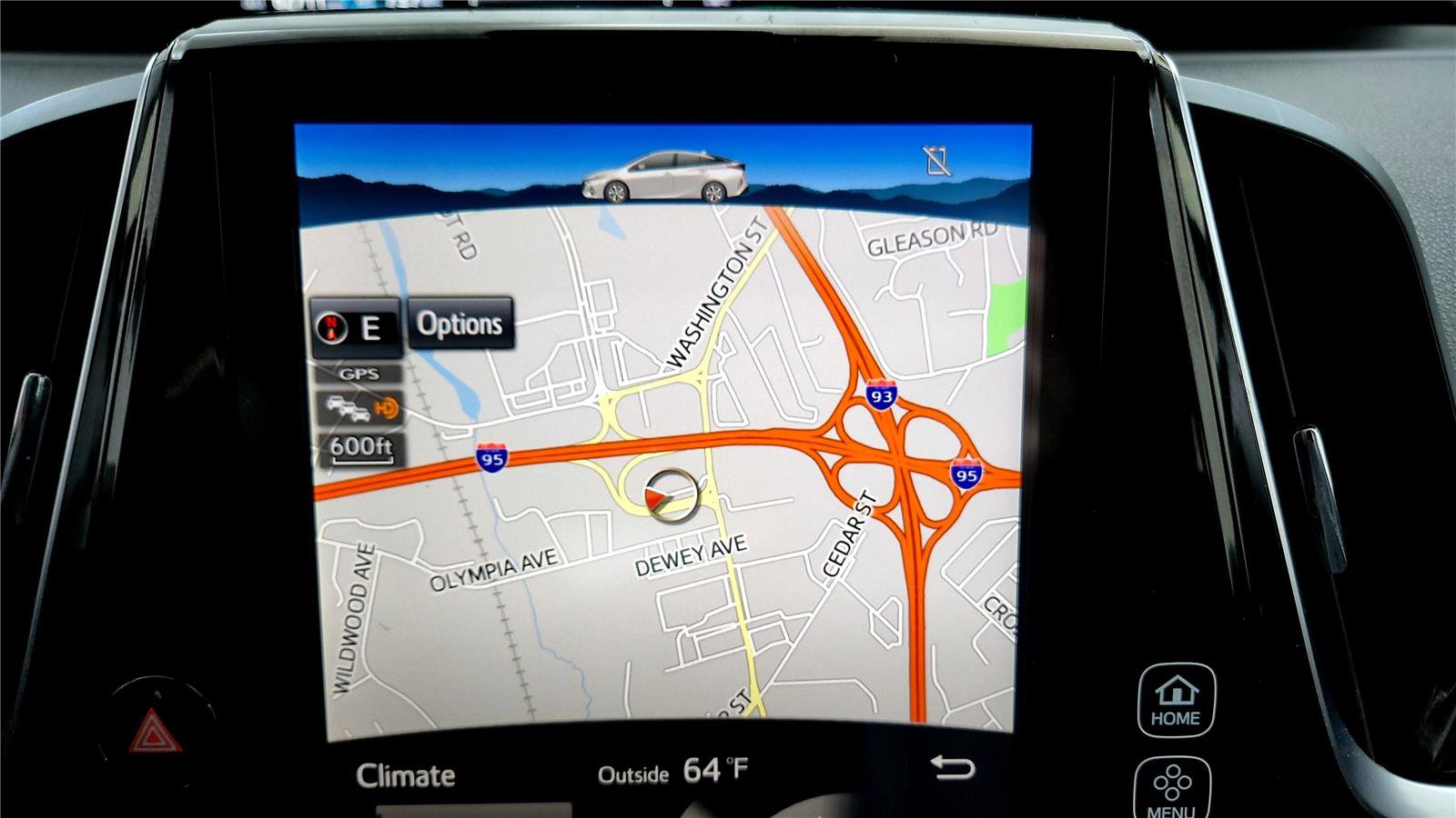 Used 2018 Toyota Prius Prime Premium image 31