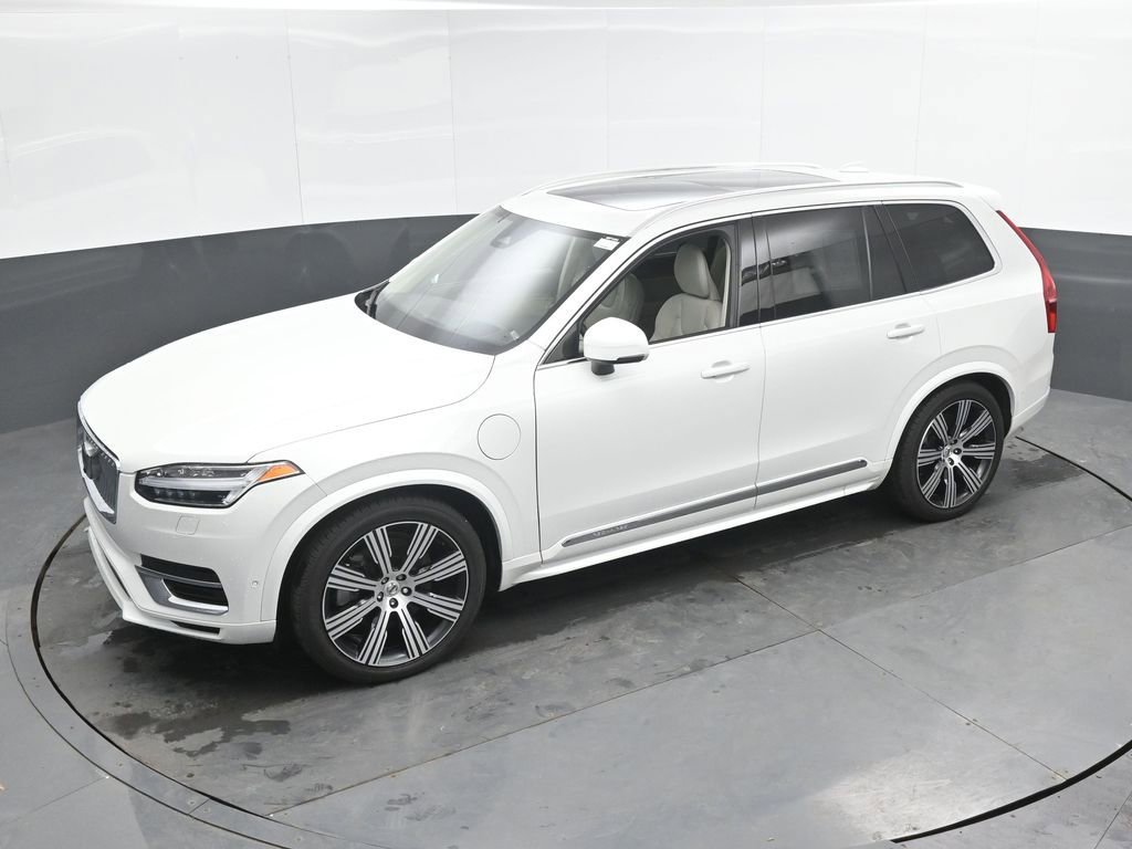 Used 2024 Volvo XC90 T8 Ultimate w/ Protection Package Premier AWD/4WD image 33