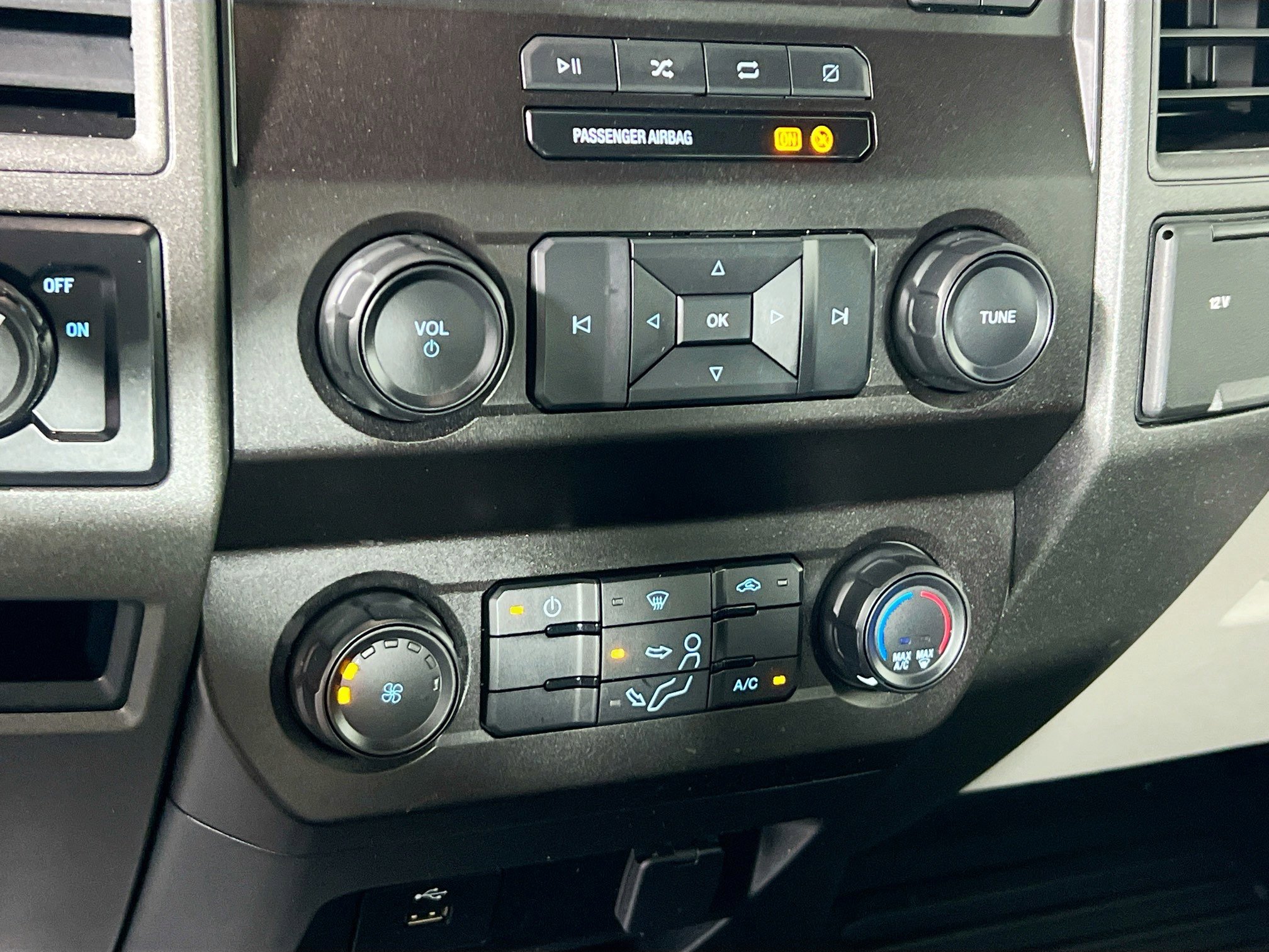 Used 2020 Ford F250 XL w/ XL Value Package image 26