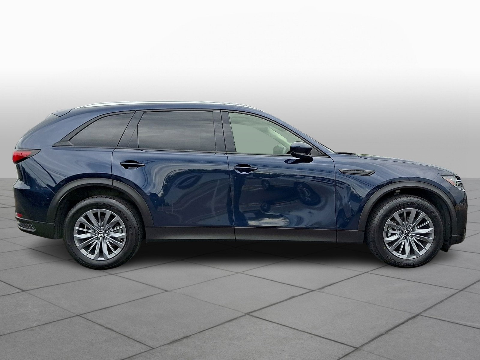 Certified 2024 MAZDA CX-90 3.3 Turbo w/ Preferred Package AWD/4WD image 8