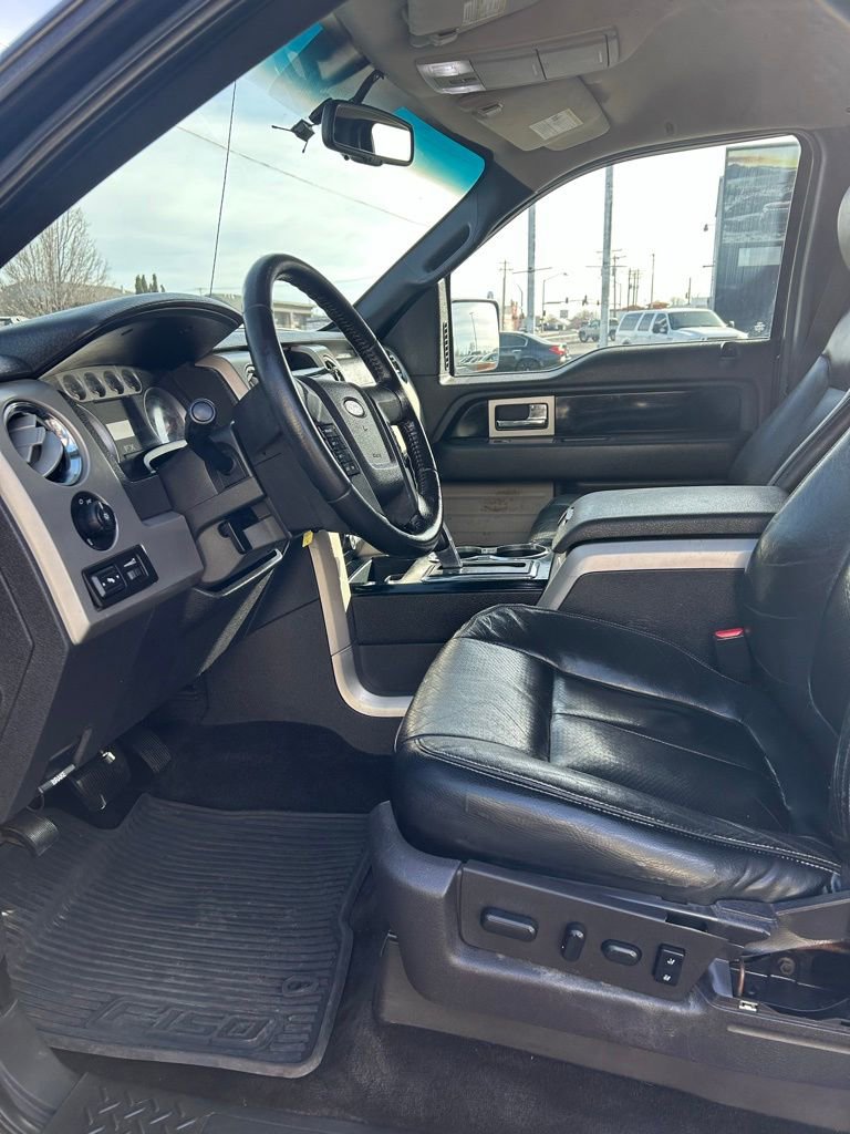 Used 2010 Ford F150 Lariat image 14