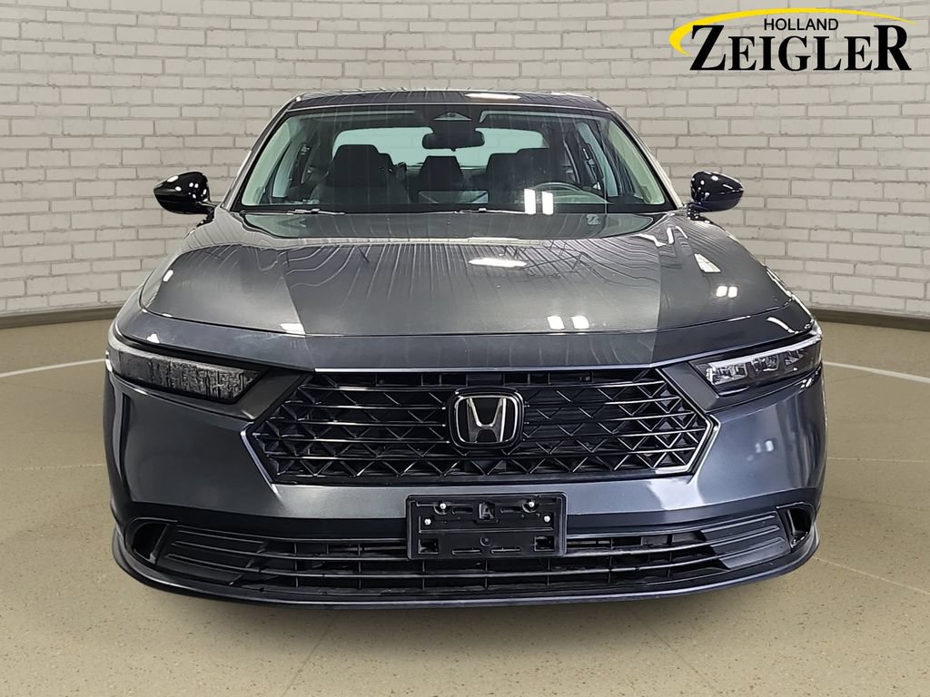 Used 2025 Honda Accord SE image 2
