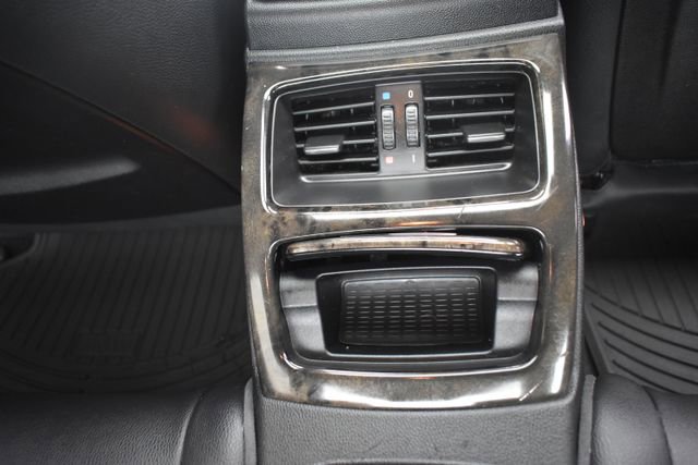 Used 2010 BMW 328i xDrive Coupe image 31