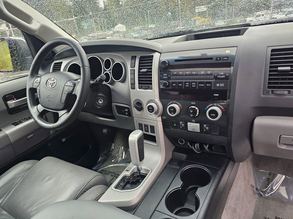 Used 2008 Toyota Sequoia Limited AWD/4WD image 11