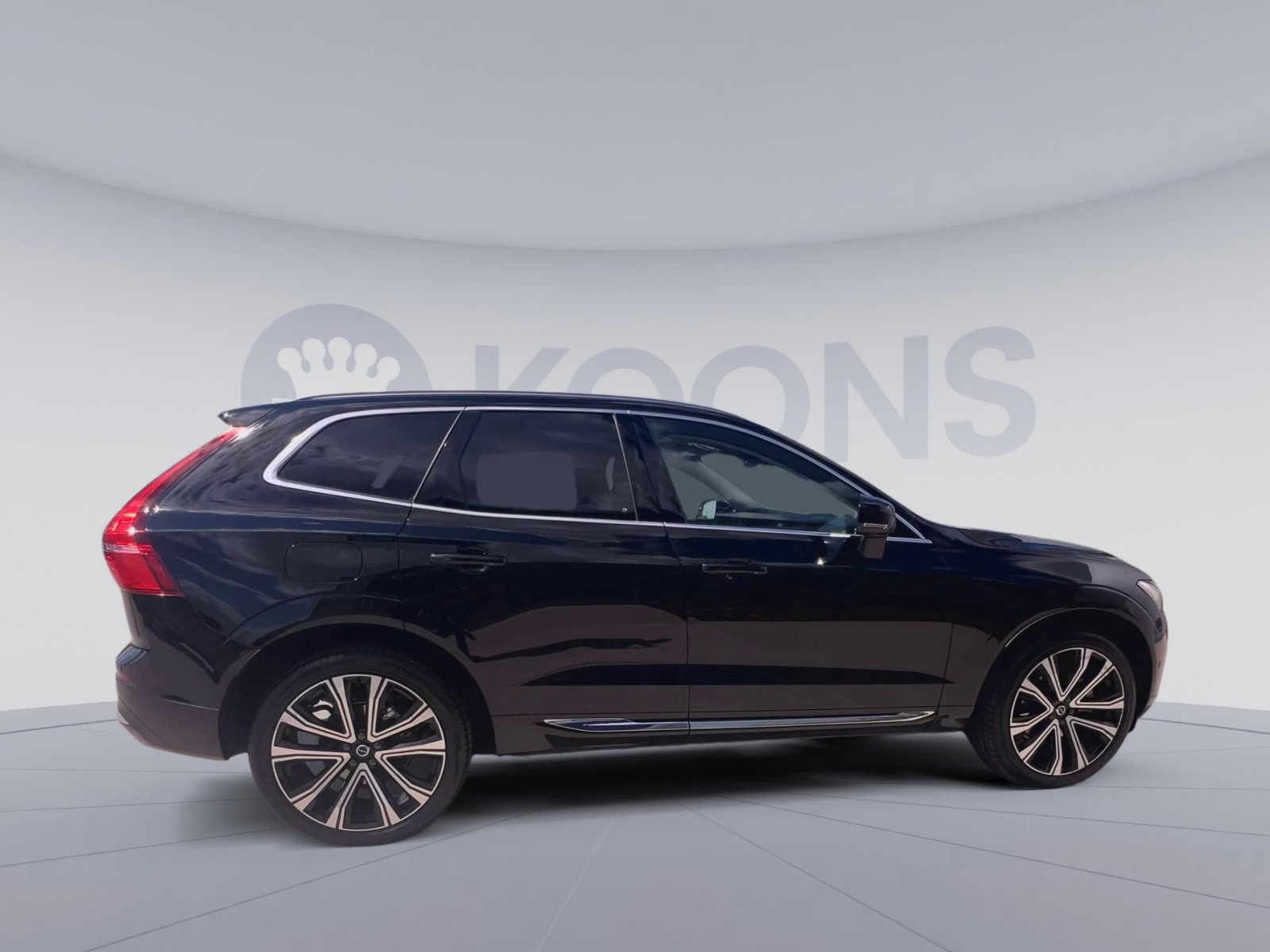 Certified 2023 Volvo XC60 B5 Ultimate w/ Climate Package AWD/4WD image 12