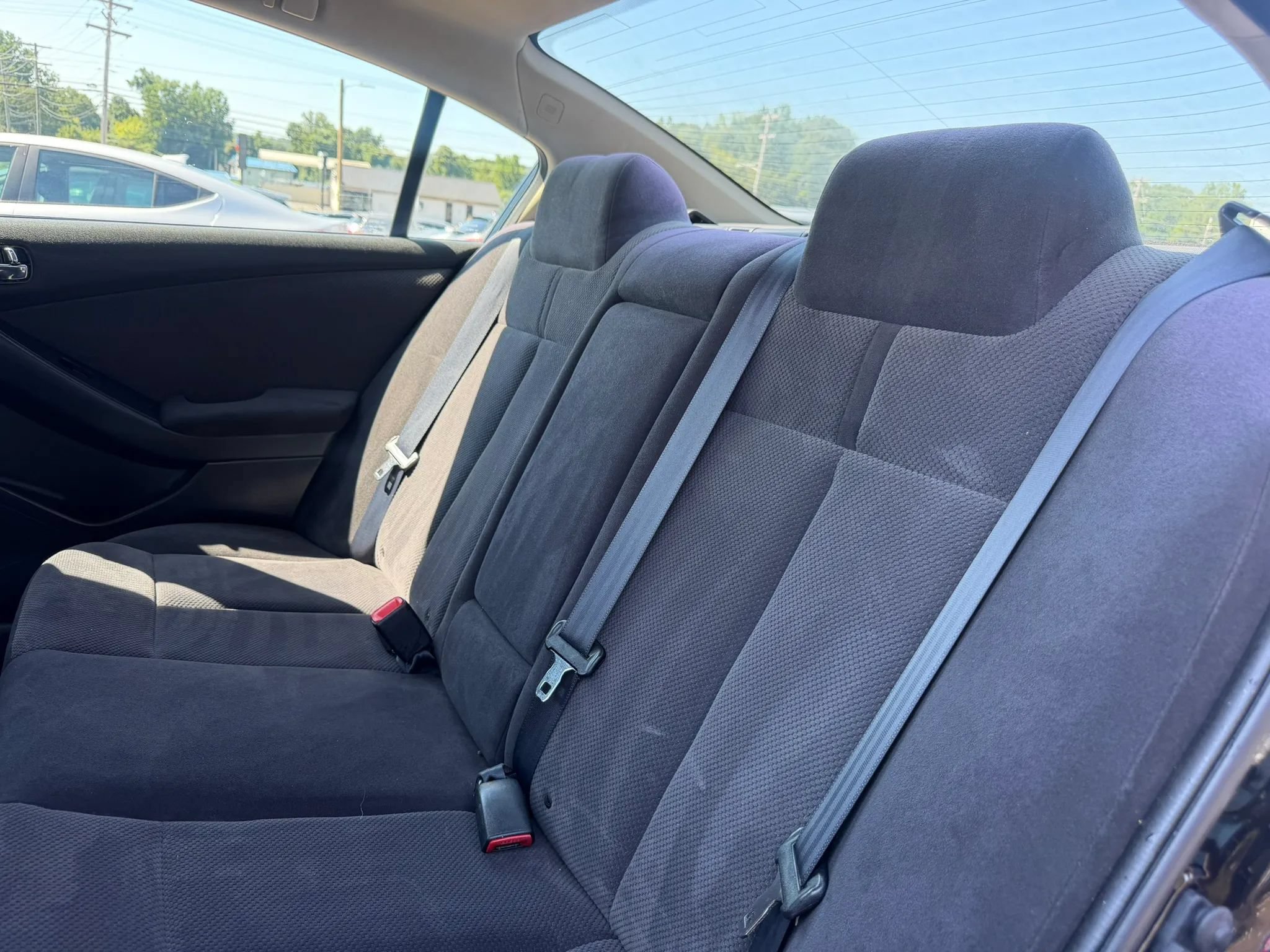 Used 2007 Nissan Altima 3.5 SE w/ Technology Pkg FWD image 12