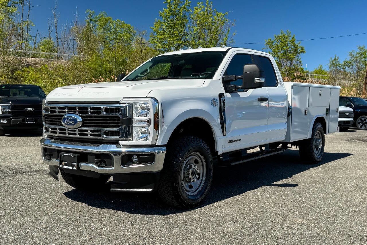 Used 2024 Ford F350 XL w/ Snow Plow Prep Package AWD/4WD image 7