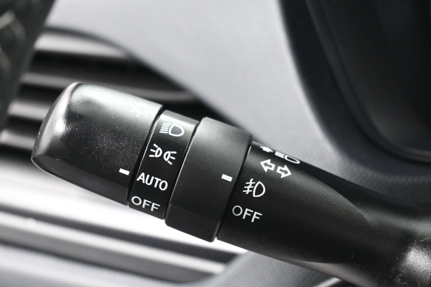 Certified 2026 Subaru Forester Premium AWD/4WD image 27