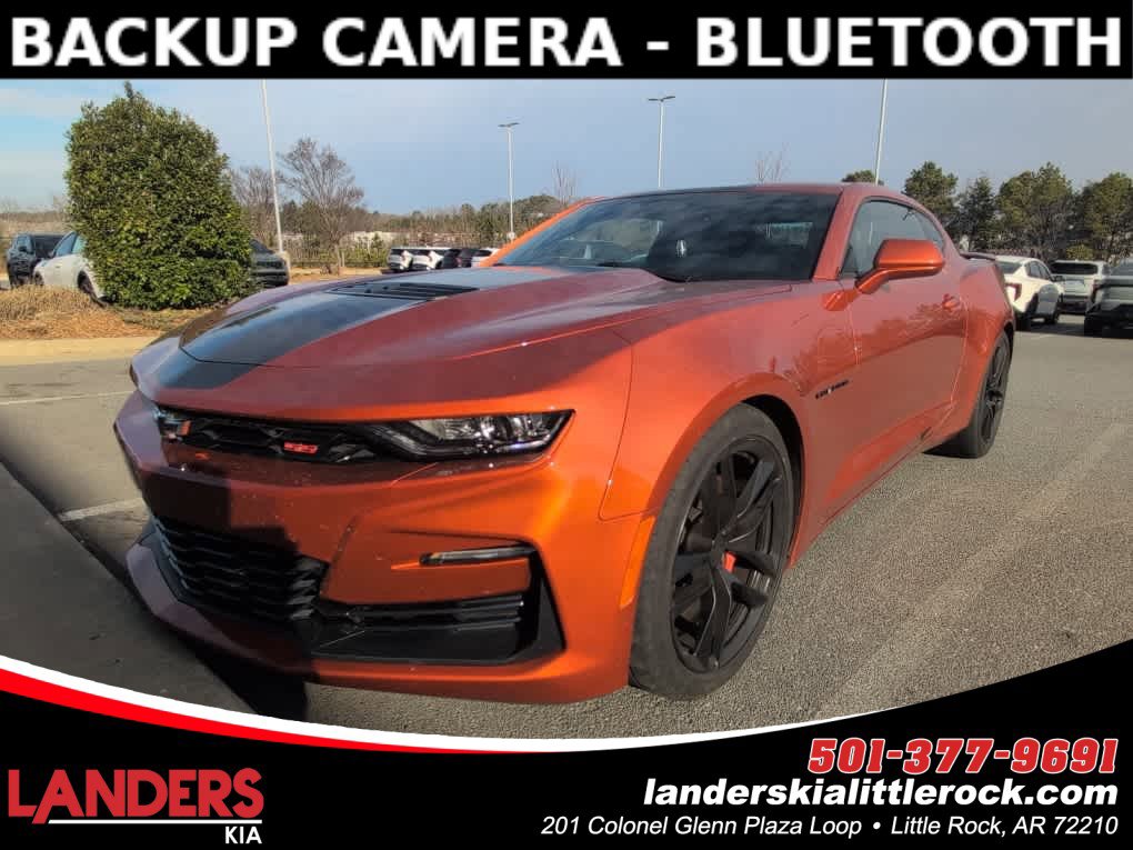 Used 2023 Chevrolet Camaro SS w/ Design Package 2