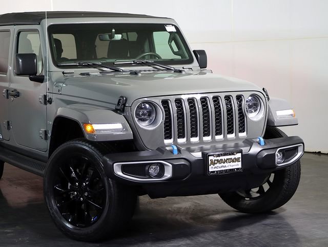 Used 2023 Jeep Wrangler Unlimited Sahara AWD/4WD image 6