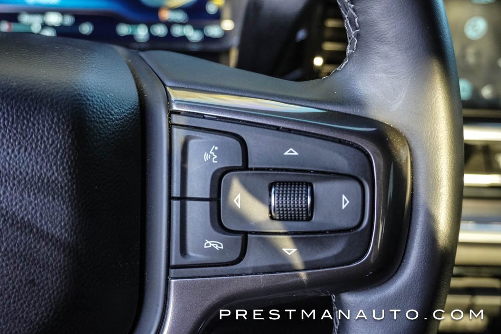 Used 2025 Chevrolet Silverado 3500 High Country w/ Technology Package image 39