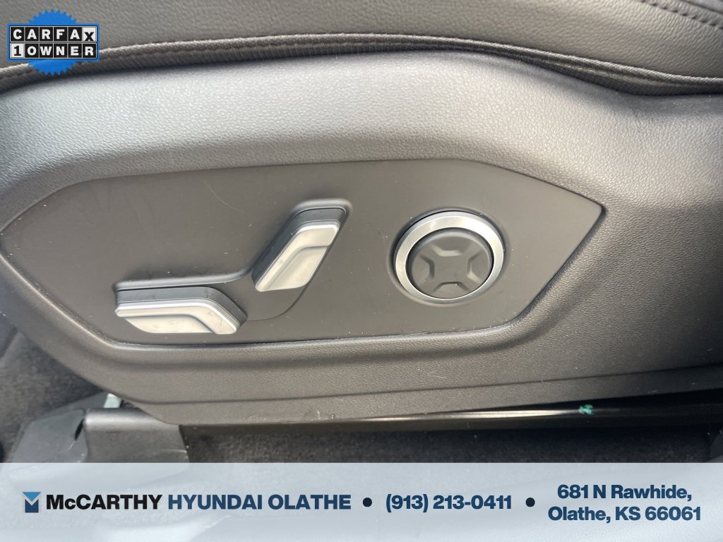 Used 2025 Hyundai Santa Fe Limited image 28