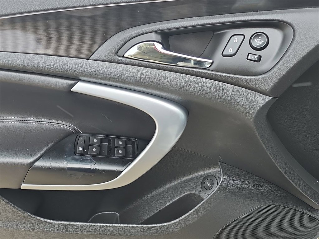 Certified 2017 Buick Regal Sport Touring image 24