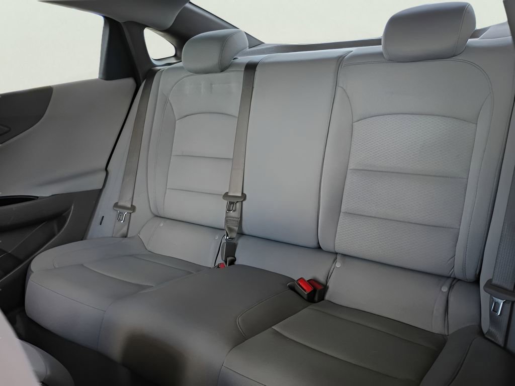 Used 2021 Chevrolet Malibu LS FWD image 16