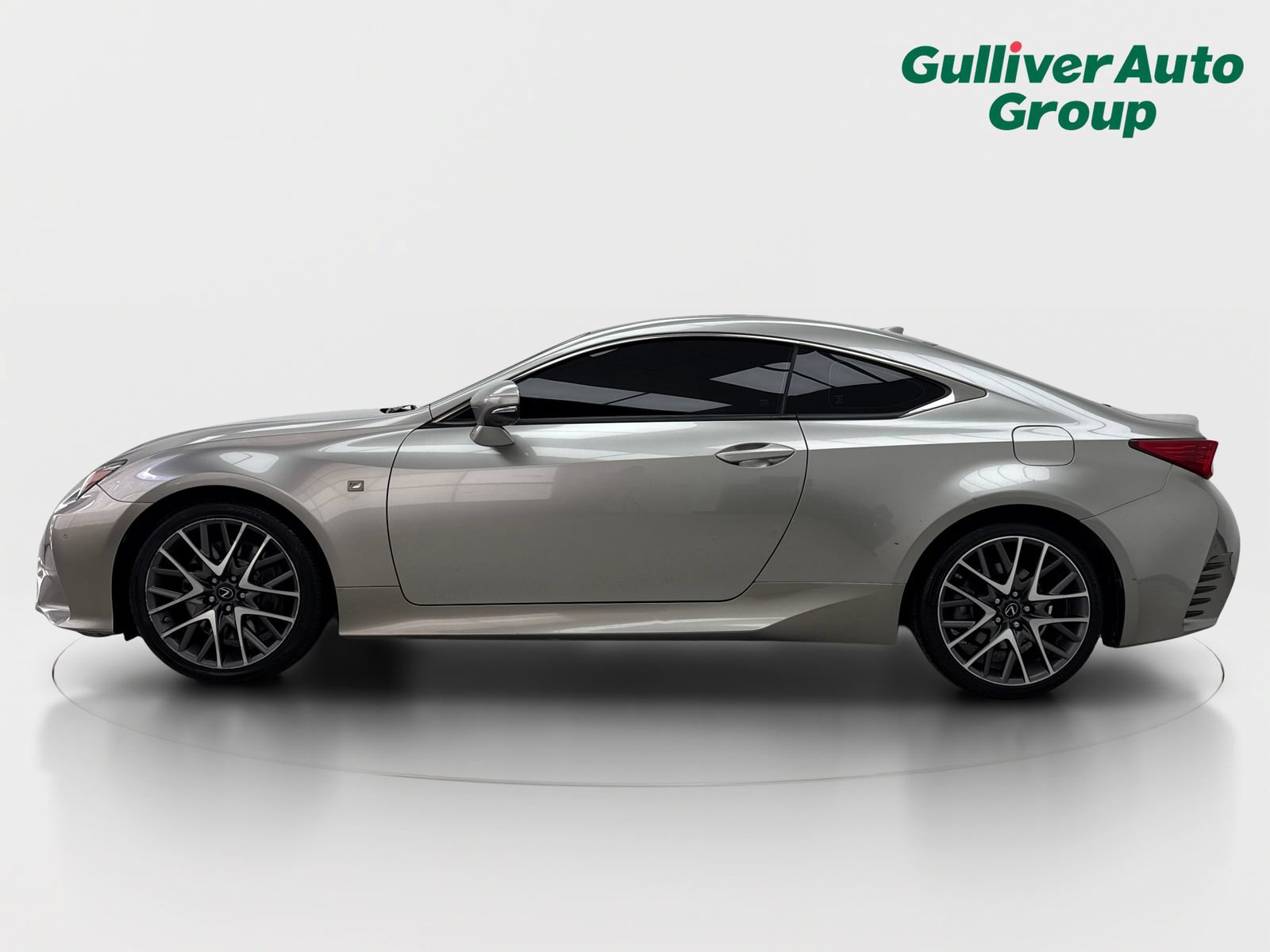 Used 2016 Lexus RC 200t RWD image 3