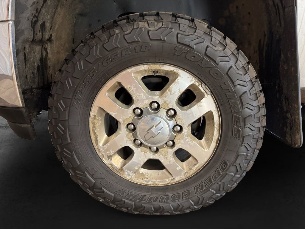 Used 2013 Chevrolet Silverado 3500 LTZ w/ LTZ Plus Package image 9