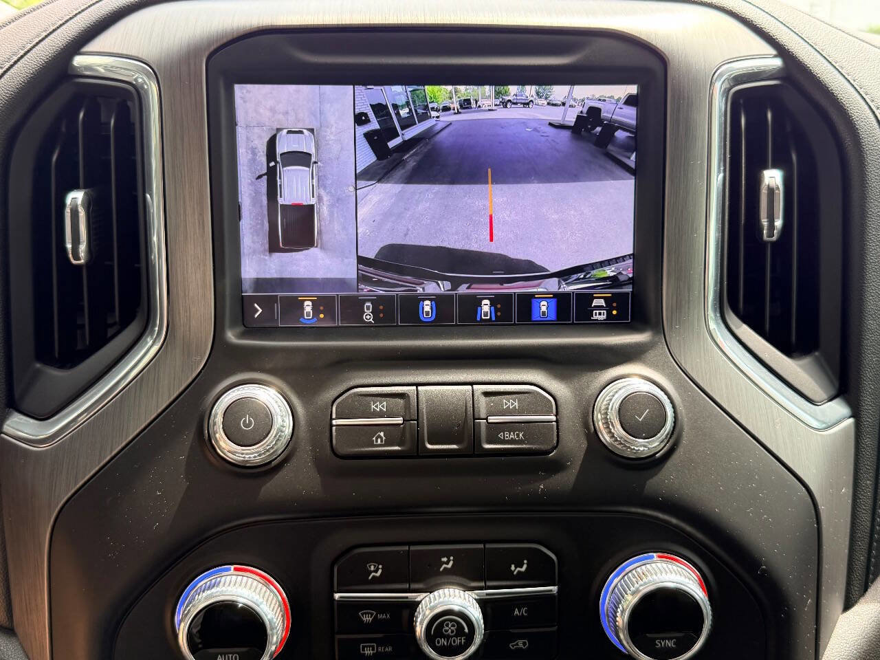 Used 2020 GMC Sierra 2500 Denali w/ Denali Ultimate Package image 30