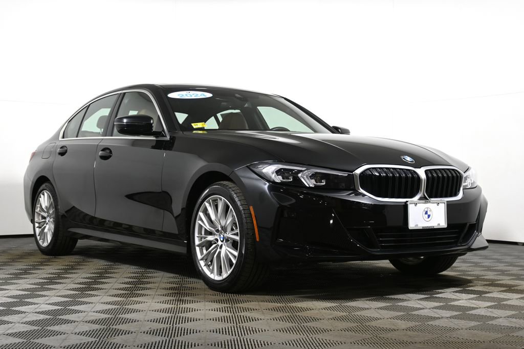 Certified 2024 BMW 330i xDrive Sedan w/ Convenience Package image 9