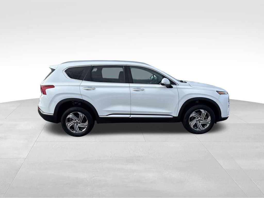 Used 2022 Hyundai Santa Fe SEL w/ Convenience Package image 4