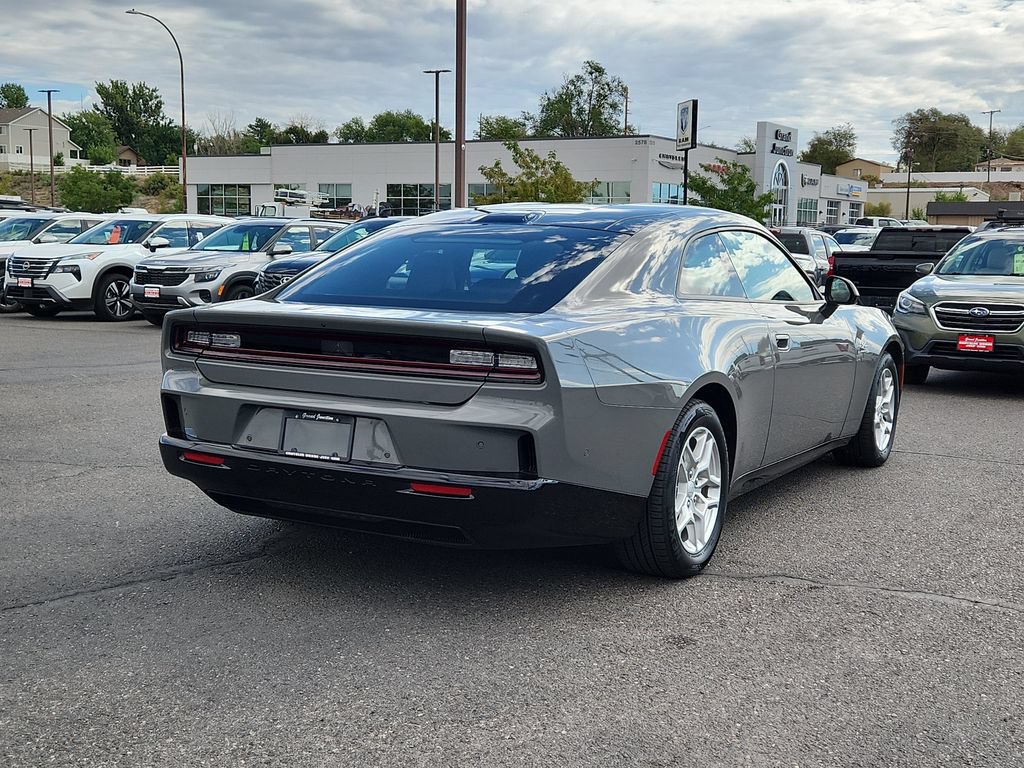 Used 2025 Dodge Charger Daytona R/T w/ Quick Order Package 25M R/T AWD/4WD image 3