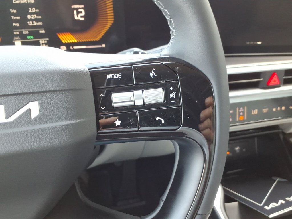 New 2026 Kia Sorento EX FWD image 25
